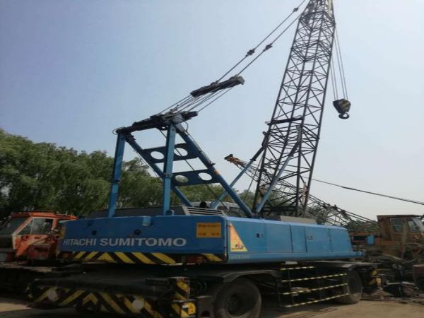 鹰潭市吊车租赁电话_液压小吊车紧固